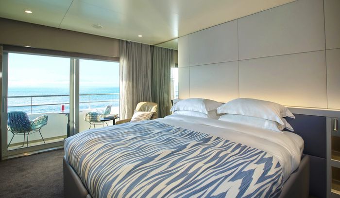 Deluxe Balcony Suite